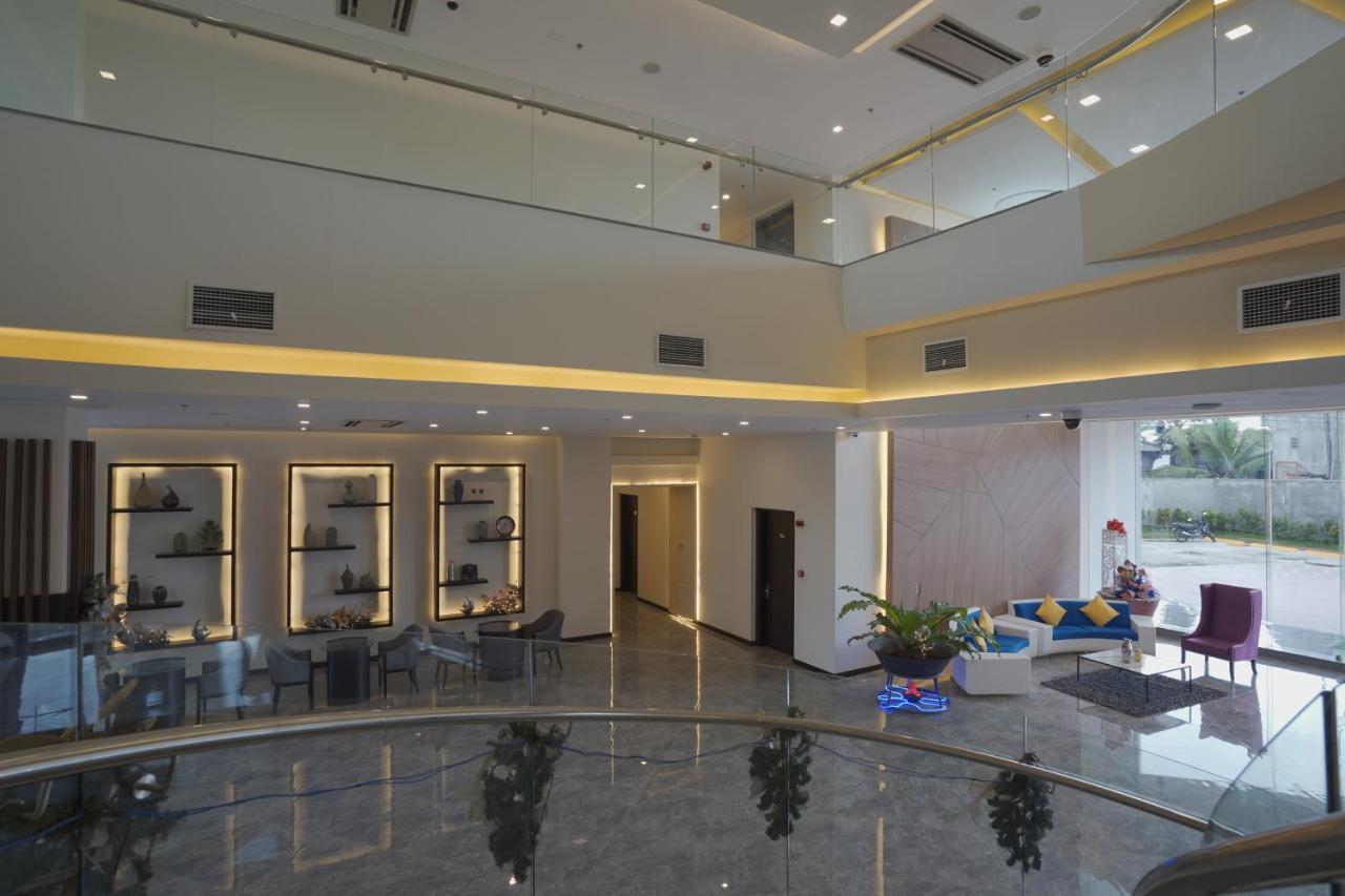 Winrich Hotel Mactan Exterior foto